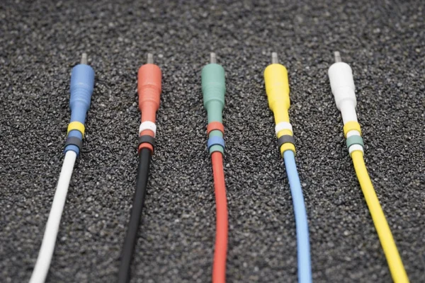 Eurorack patch cables - bangee-cables.com